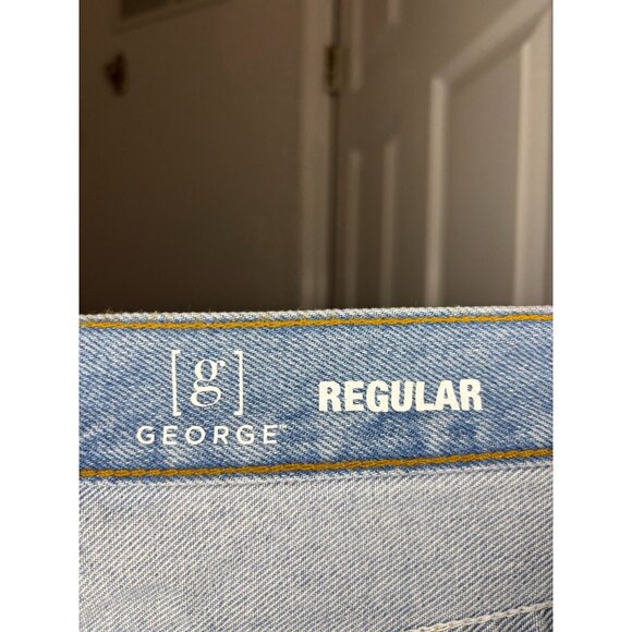 GEORGE NEW Regular Fit Jean Mens 34X30 Straight Leg Light Wash - Picture 7 of 9